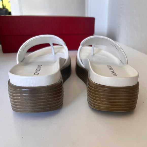 NIB Donal Pliner Fifi Bone Embellished Canvas Platform Wedge Sandals 8.5 - Picture 5 of 11